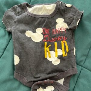 Disney newborn onesie. “One happy Disney Kid” - good used condition.